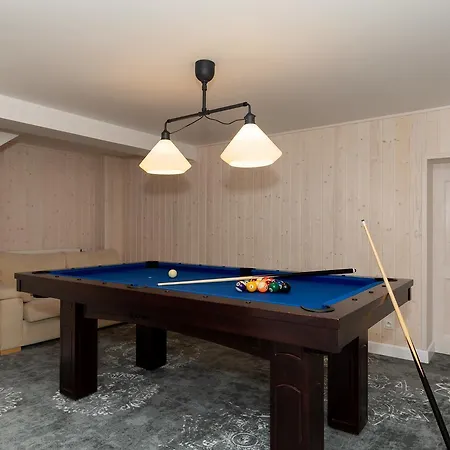 Вилла Luxury With 5 Bedroom Колобжег