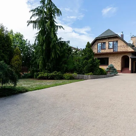 Luxury With 5 Bedroom Вилла Колобжег